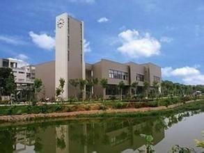 广州第二大学城在哪里，广州第二大学城的缺点