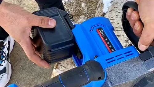 电锯开木头---歇后语如题 谢谢了