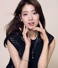 朴信惠，朴信惠个人资料及简历