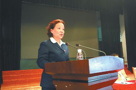 大衣哥女儿与大学生相亲娇羞好少女,体重2百斤身形是对方两倍,你怎么看