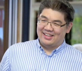 连胜文和连战是什么关系?听说遭枪击了?为什么会遭枪击呢?