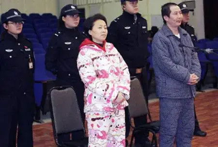 重庆王紫绮背后的大佬是谁，重庆王紫绮亮点茶楼有什么玩的