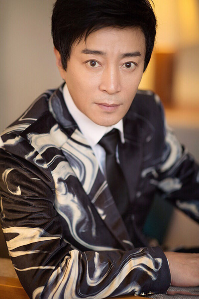 何中华演的电视剧有哪些，何中华图片