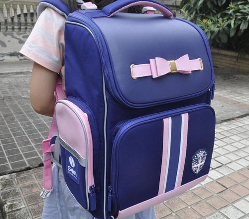 书包造句一年级简短一点，书包造句一年级上册