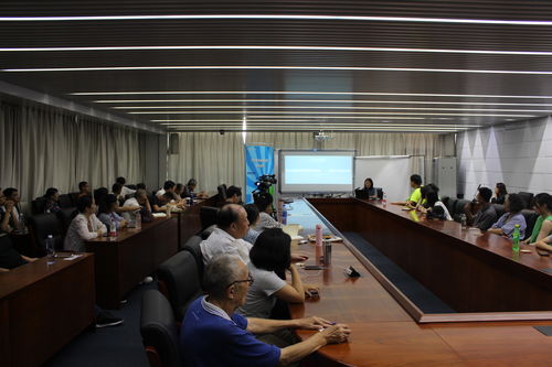 座无虚席造句，座无虚席的席字是什么意思