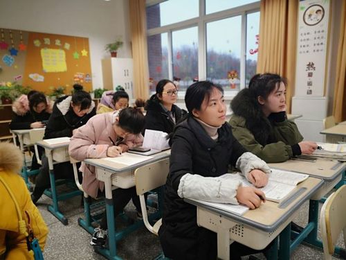 班主任工作经验交流发言稿