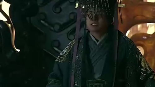 崩殂的拼音，先帝创业未半,而中道崩殂