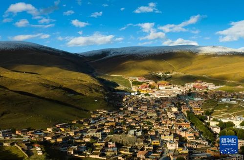 四川理塘到巴塘县多少公里，四川理塘旅游景点