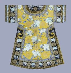 氅衣是什么意思，氅衣是什么样的衣服