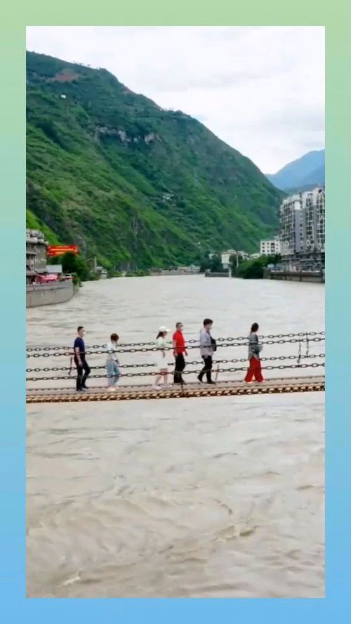 飞夺泸定桥课文原文朗读，飞夺泸定桥课文朗读