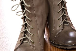 瘪的拼音，瘟的拼音