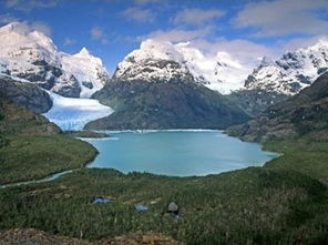 科迪勒拉山系是什么板块和什么板块碰撞挤压形成的，科迪勒拉山系形成原因