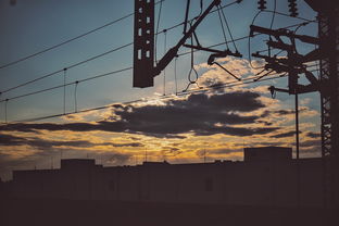 浮光掠影的意思