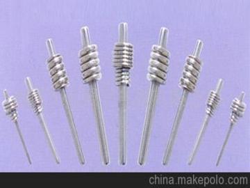 金属钨作电极利用了钨的什么性质?