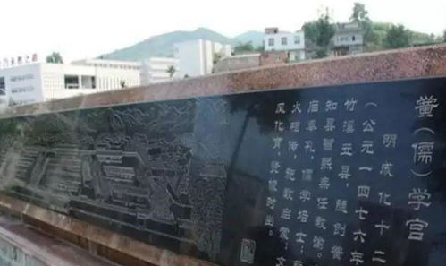 黉读音粤语，陈慈黉怎么读