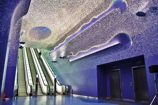 铺天盖地的意思是什么词语有哪些，铺天盖地的意思是什么的解释什么