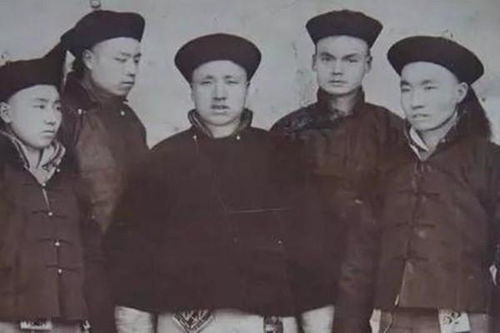 包衣人辅助，包衣人有哪些姓