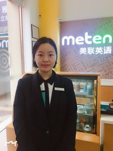 腿用ached还是aching