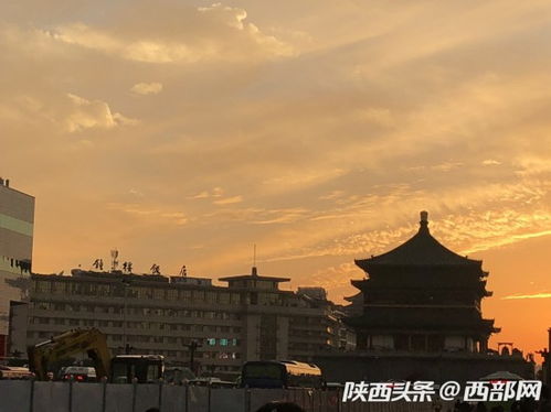 古诗《乌龙巷》的全文及翻译是什么?