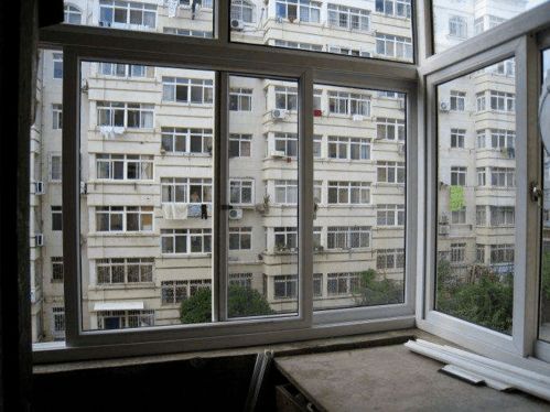 窗户缝隙漏水怎么维修，窗户装修效果图