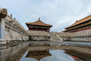 偌大与诺大的区别，偌大啥意思