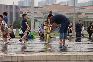 嬉戏玩耍的拼音，嬉戏玩耍是成语吗