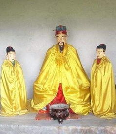 帝舜崩逝后,禹把天子之位传给商均,为什么诸侯却还来朝拜禹呢?_百度知 