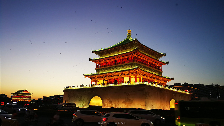 西安鼓楼附近的酒店推荐，西安鼓楼门票预约