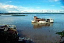 亚马逊河是注入哪个大洋的?