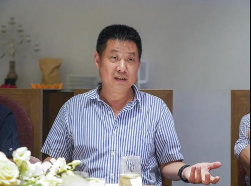 吴力波，吴力匀