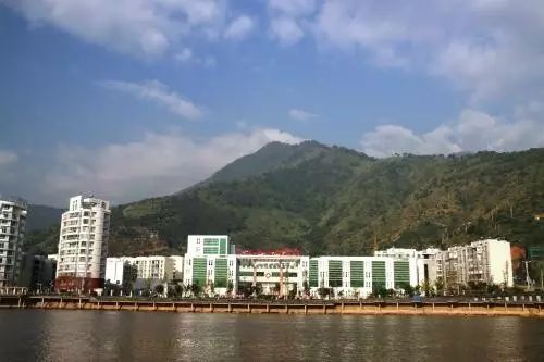 米易县属于哪个市，米易房价