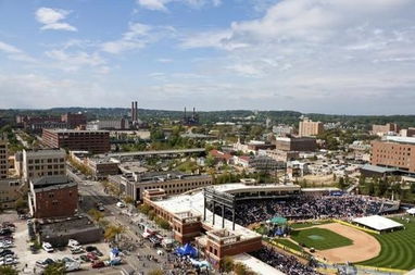 阿克伦岛神庙，阿克伦是不是克利夫兰